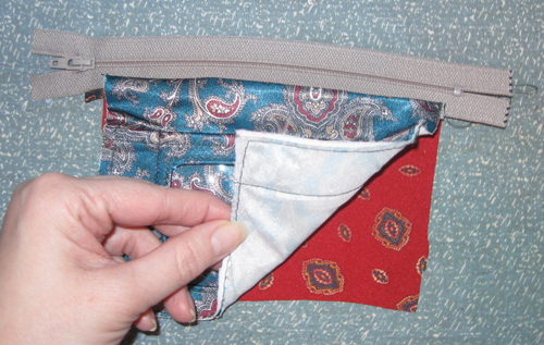insert zipper