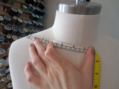 measure your neckline