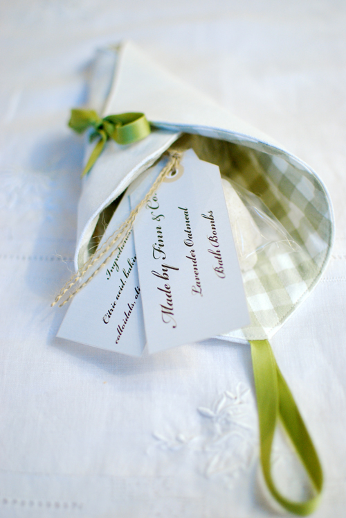 How to make a flower cone - free sewing tutorial