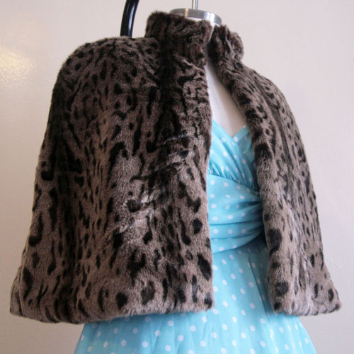 DIY Lined Faux Fur Capelet