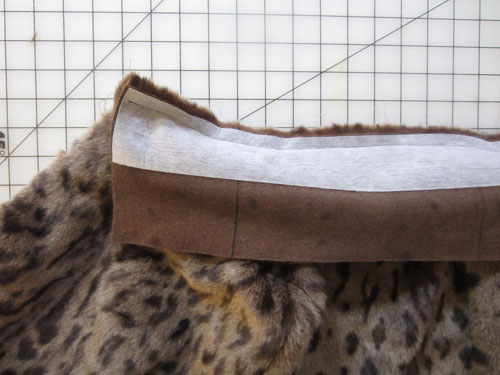 attach collar