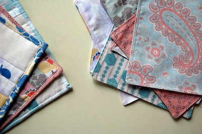quilted snack mat and napkins