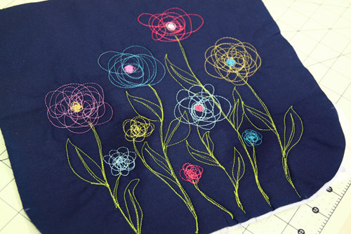 Artsy Purse - free-motion stitching
