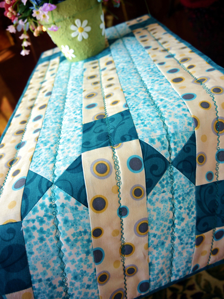kari carr - straight and narrow quilt 1 450