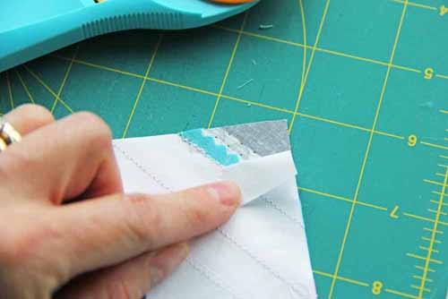 Zipped Up Selvage Pouch Free Tutorial