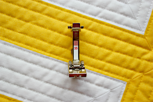 invisible zipper foot