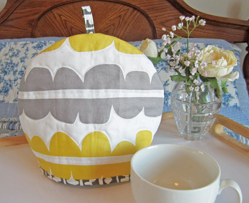 DIY Quilted Tea Cozy
