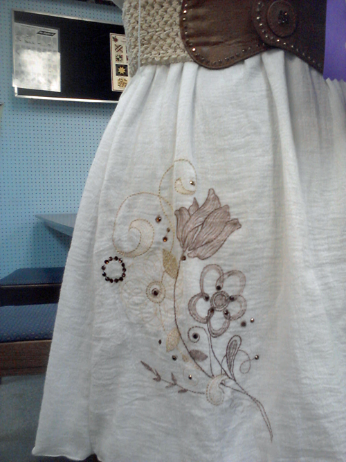 shelby - 4-H dress - embroidery detail 2