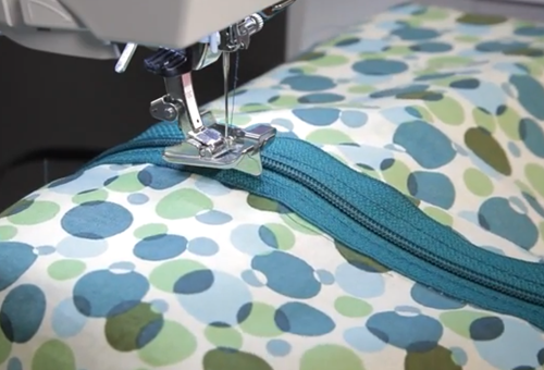 how to sew an exposed zipper - screen cap 2_500px