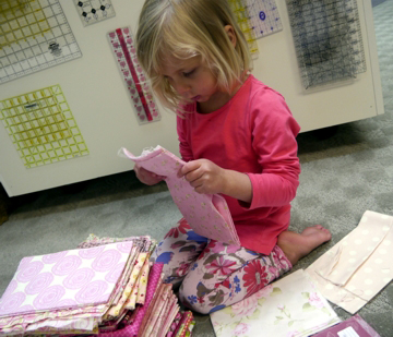 kari karr - doll quilt with anna - 1