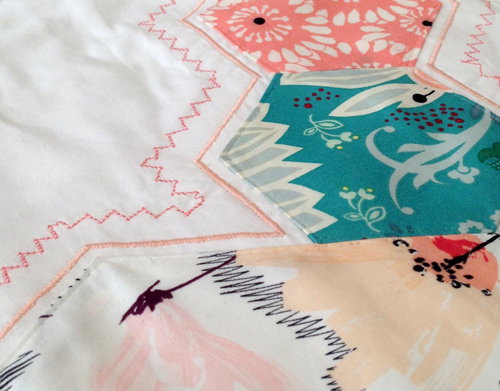 Arrows & Hexies Bed Runner - echo quilting