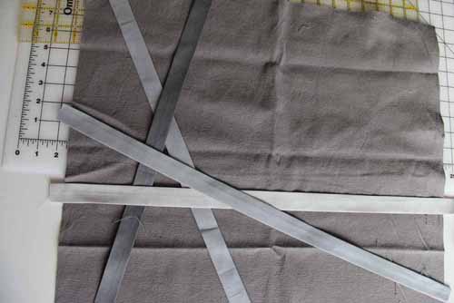 How to Make a Bias Tape Throw Pillow