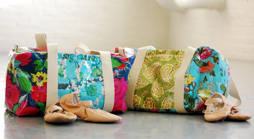 Ruffle Duffle Bag DIY