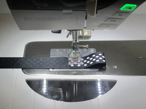 Easy DIY Ribbon Pencil Case