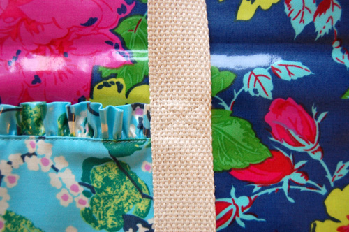 How to Make a Ruffle Duffle Bag