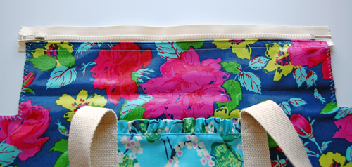 How to Make a Ruffle Duffle Bag