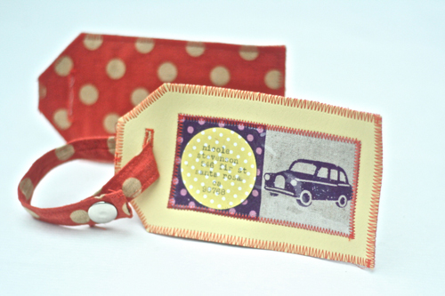 Luggage Tag by Nicole - free tutorial