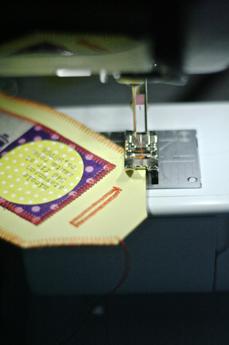 Luggage Tag by Nicole - free tutorial