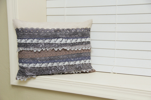 How to Sew a Lace Pillow
