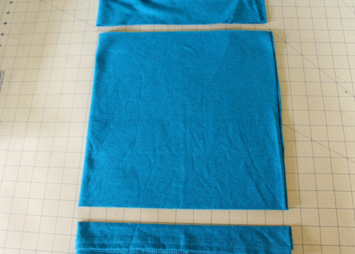 cut tee in pieces