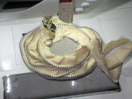 zipper flower base