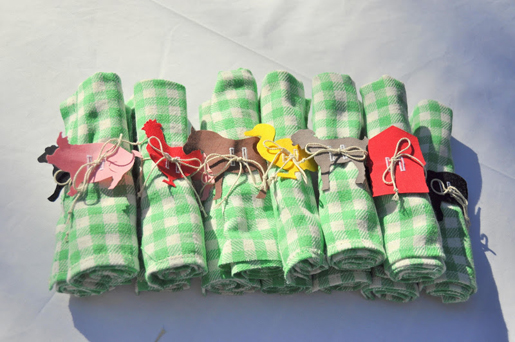 buttonhole napkin ties