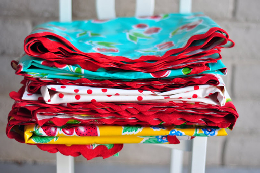 rick-Rack Oilcloth Table Cloth