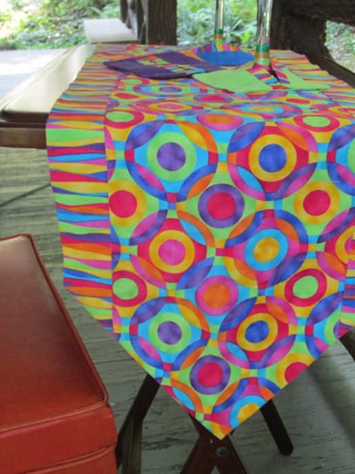 DIY 15 Minute Table Runner