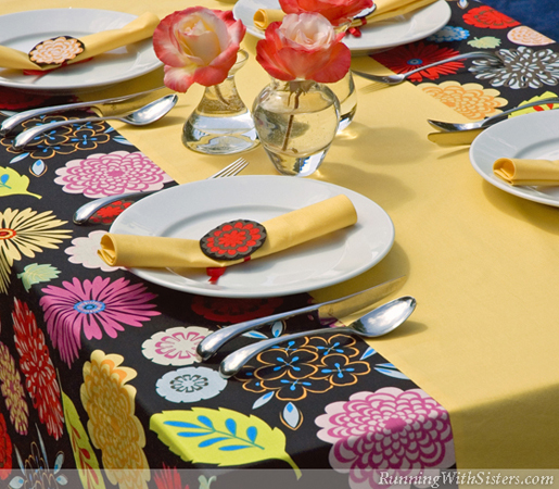 built-in table runner table cloth