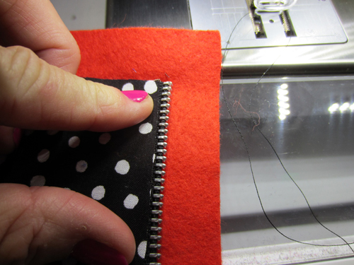 zipper trim at corner