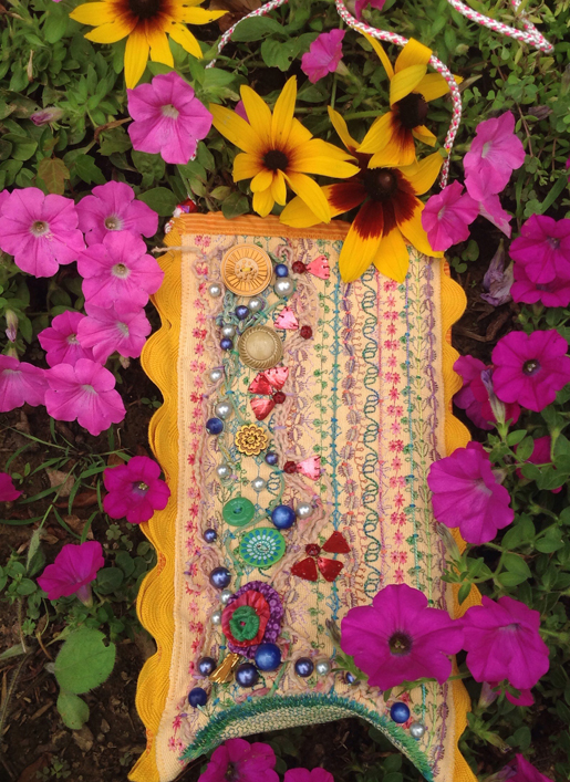 DIY Summer Gathering Pouch