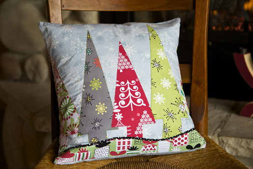DIY Holiday Trees Pillow Cover