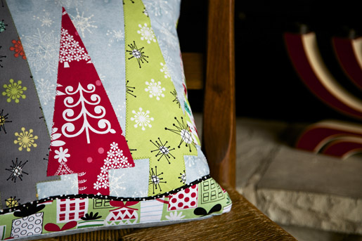 DIY Holiday Trees Pillow Cover