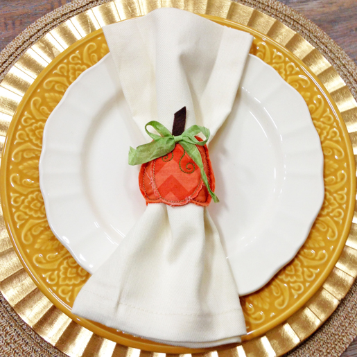 DIY In-the-Hoop Pumpkin Napkin Ring