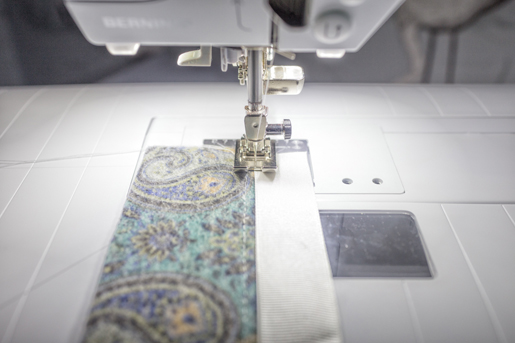Instructions on how to sew a waistband