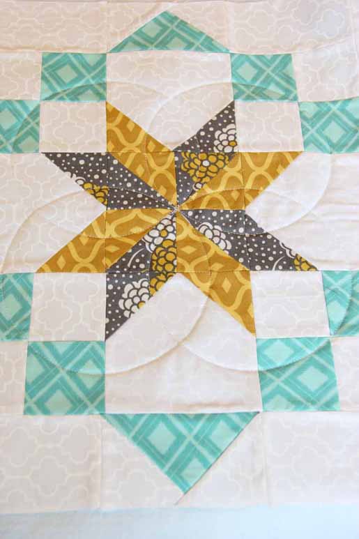 4 circles on a quilt