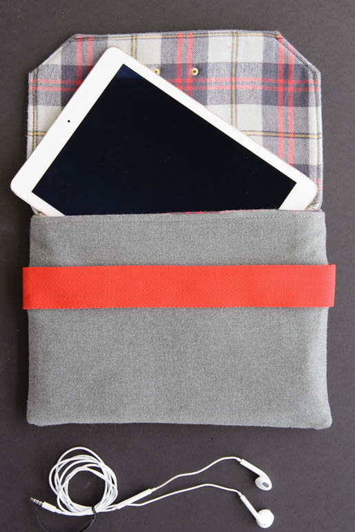 BERNINA Wool iPad Case Tutorial