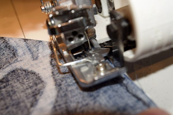 How to sew a simple crib sheet