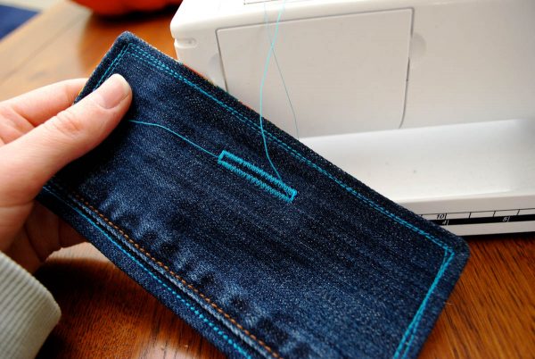 Toddler Backpack - make a buttonhole that fits the button you have chosen
