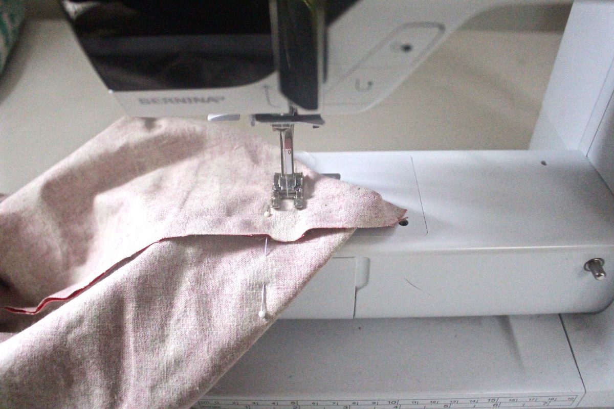 Reusable washable lunch bag Tutorial Step 3: Create a gusset