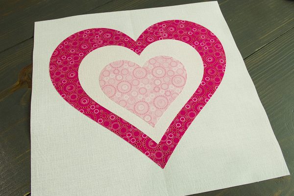 Be My Valentine Runner - Step 6 Fuse the appliques onto the backgrounds 1200 x 800