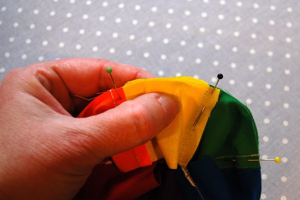Color wheel pincushion tutorial 1200 x 800 48