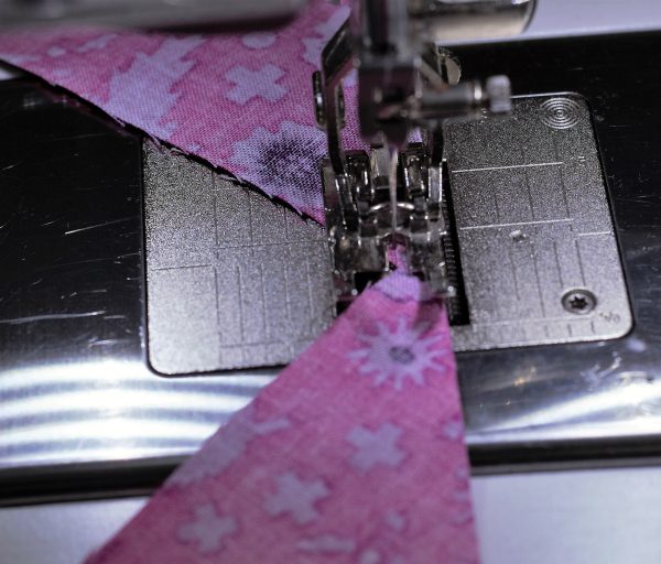 Shoofly Block Tutorial - chain piecing