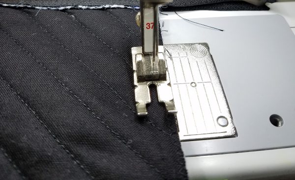Square in a Square Zipper Bag - Side seam allowance