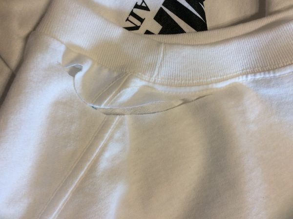 T-shirt Tunic Tutorial-remove the edging of the neck