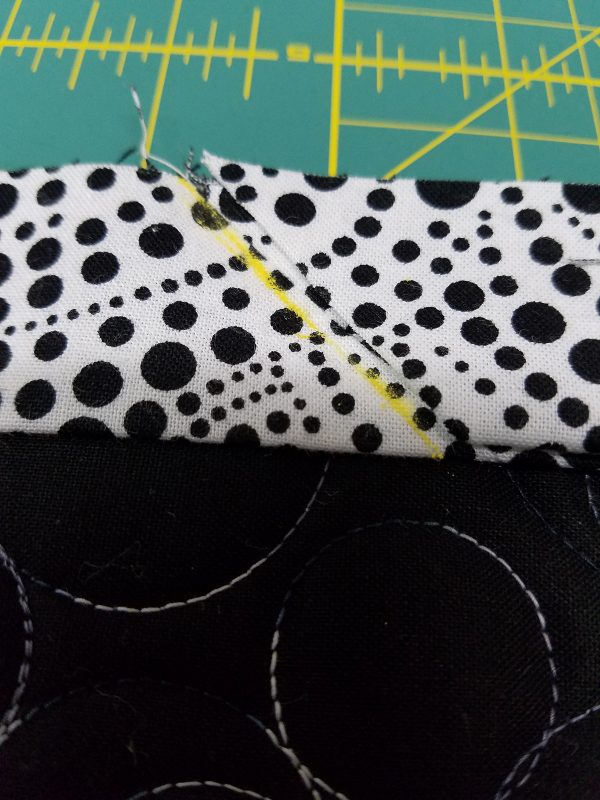 Ohio Star Table Topper Tutorial-Mark end