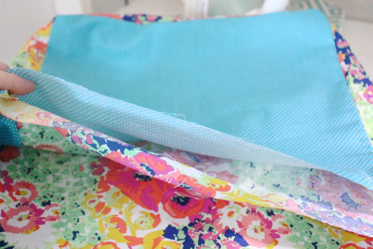 DIY reversible sewing machine cover