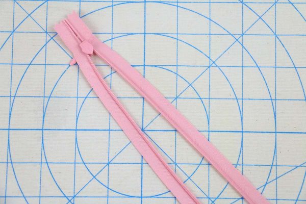 Step 9, Attaching the invisible zipper