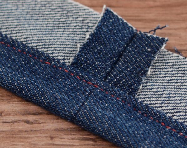 Stitch_Plate_jeans_hem