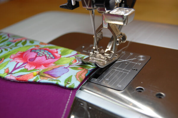 Scissors case tutorial from WeAllSew